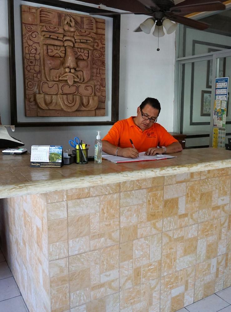 Hotel Real Azteca Chetumal Ngoại thất bức ảnh